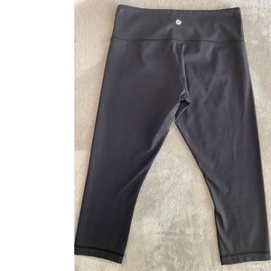 Lulumenon Wunder Under Crop Legging